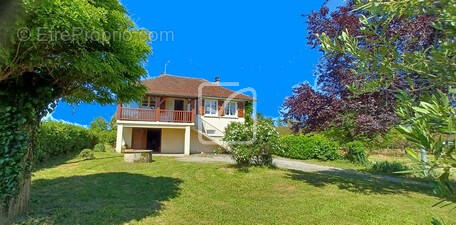 Maison à GOURDON