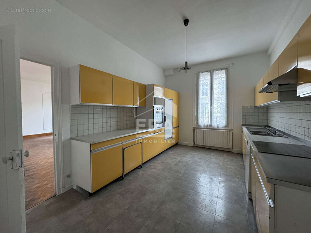 Autre à PERIGUEUX