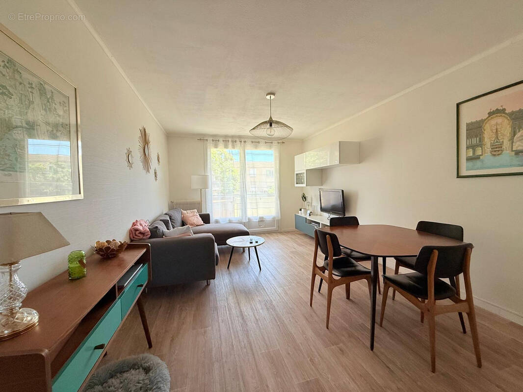 Appartement à GIGNAC-LA-NERTHE
