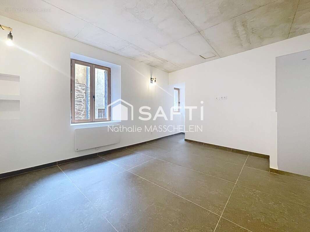 Photo 2 - Appartement à BAGNOLS-EN-FORET