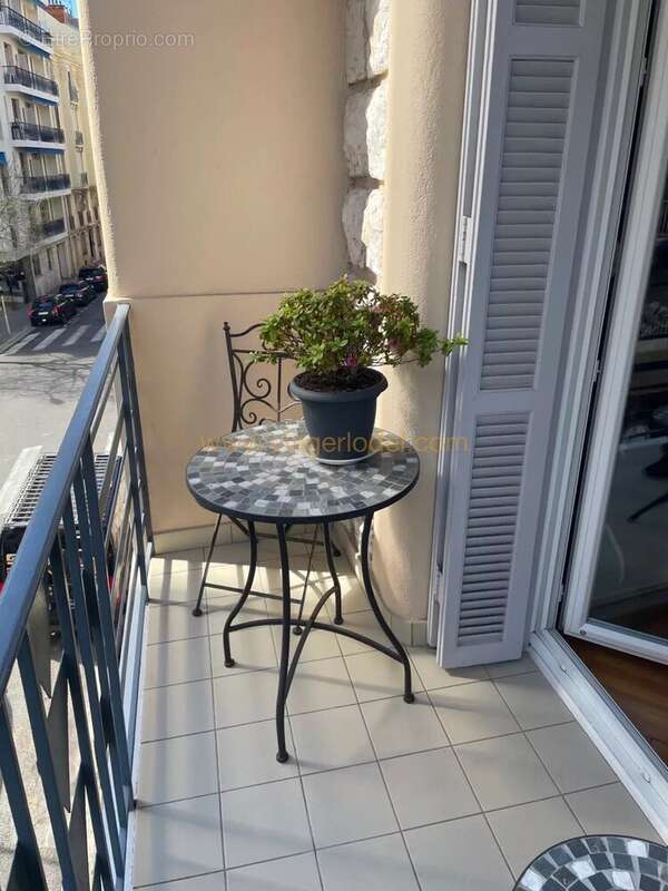 Appartement à NICE