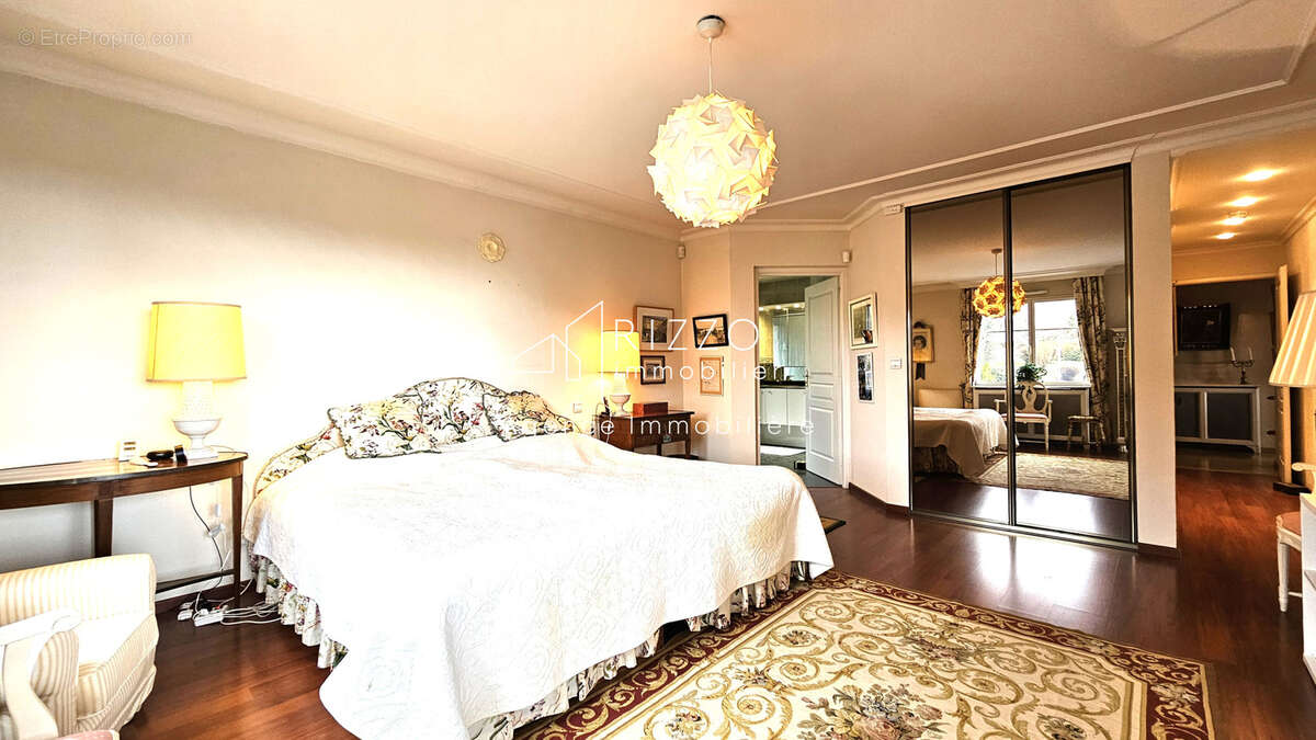 Appartement à DIVONNE-LES-BAINS