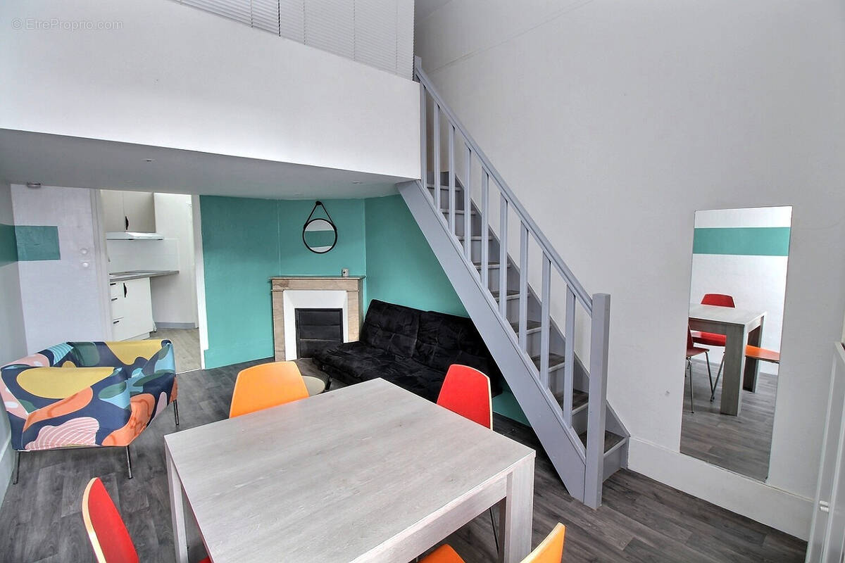 Appartement à NANTERRE