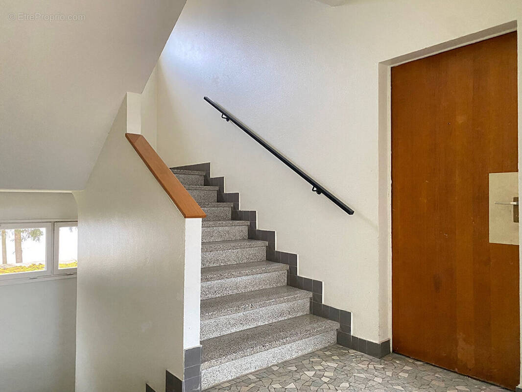 Appartement à CHENOVE