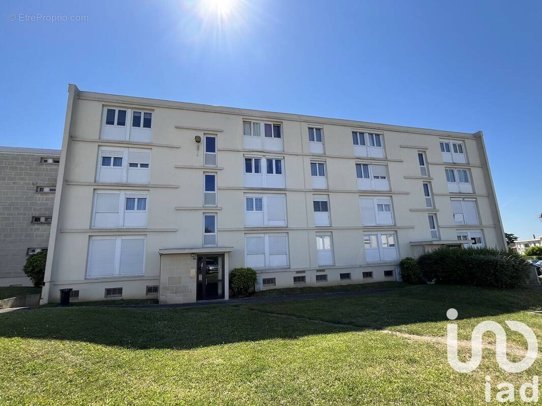 Photo 1 - Appartement à MONTSOULT