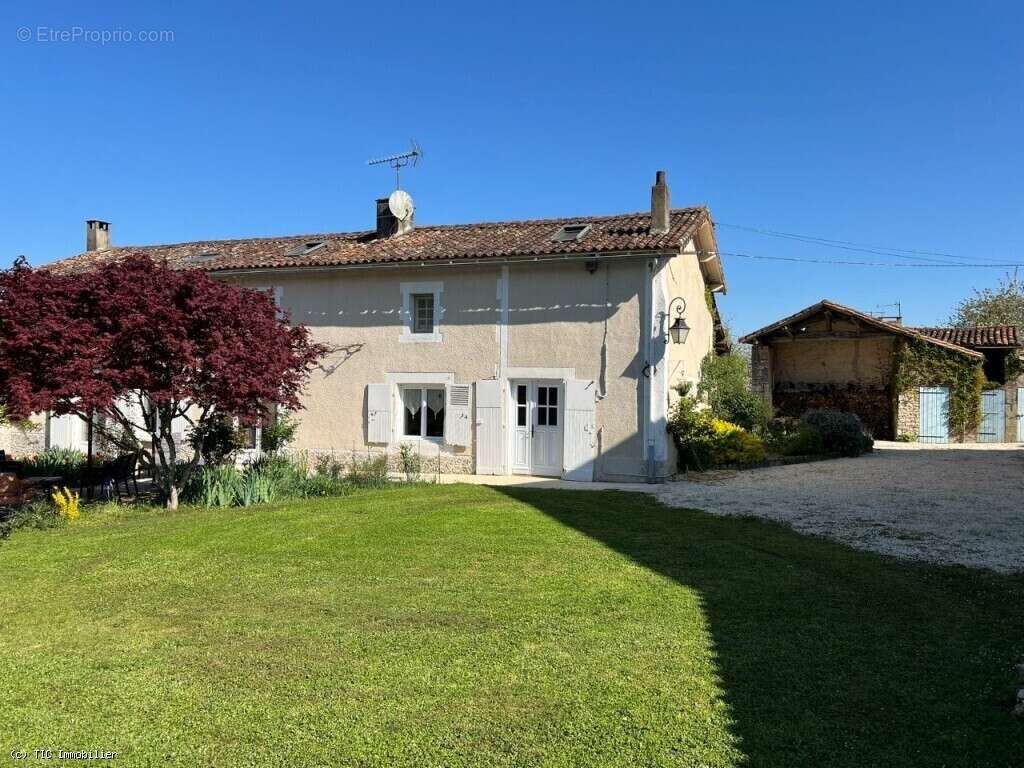 Maison à CIVRAY