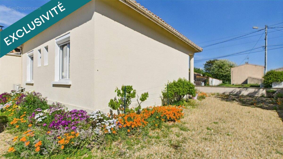Photo 1 - Maison à PORT-DES-BARQUES
