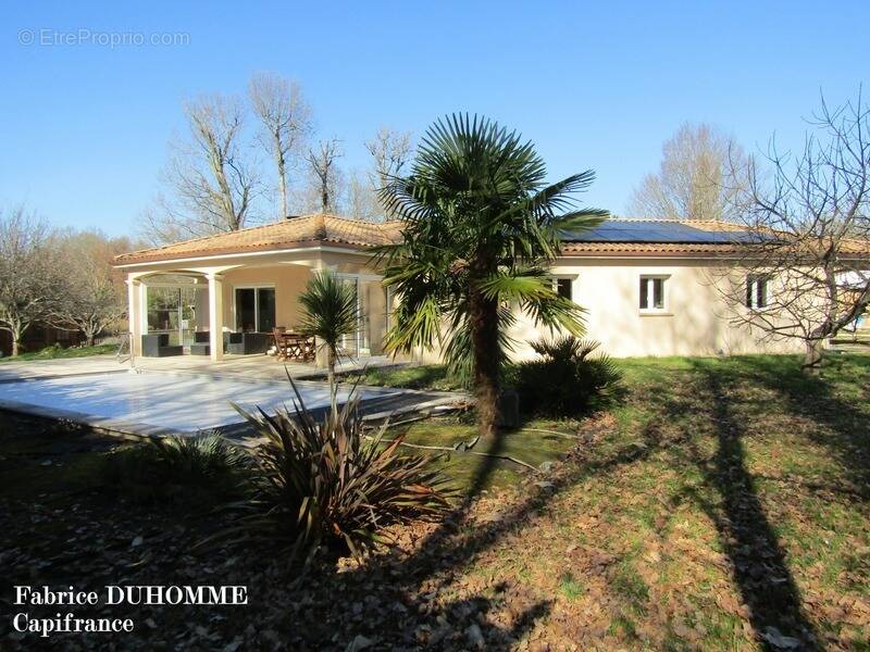Maison à COULOUNIEIX-CHAMIERS