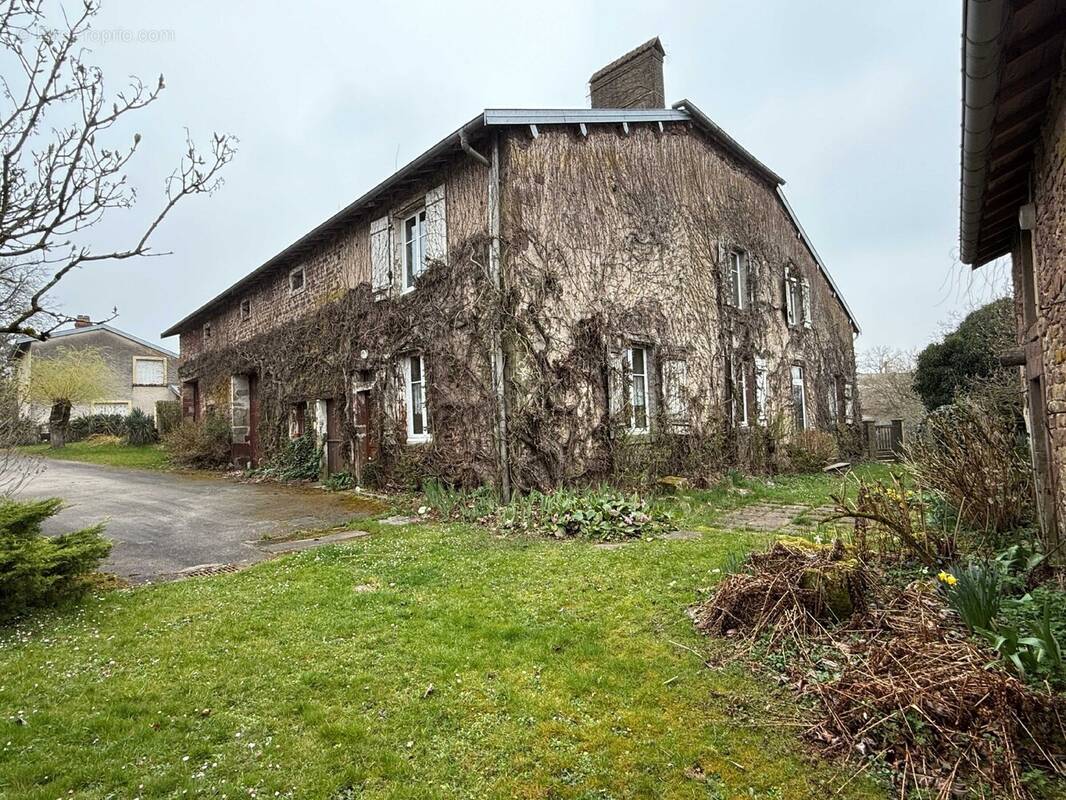 Maison à HENNEZEL