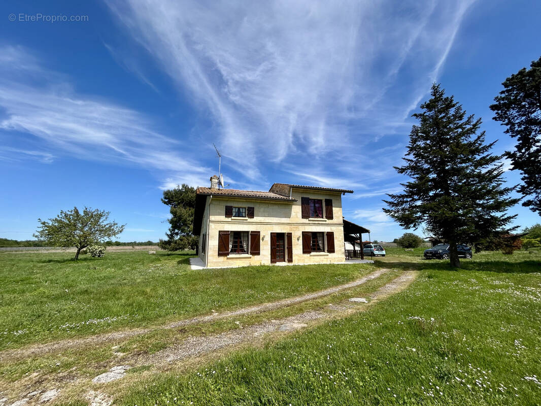 Maison à CADARSAC
