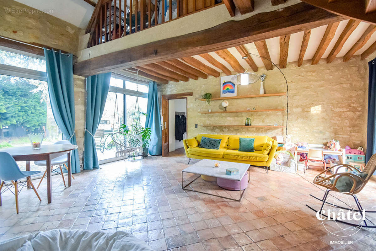 Maison à LA CHAPELLE-EN-SERVAL