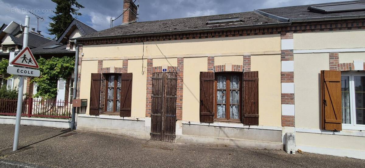 Maison à NOGENT-SUR-VERNISSON