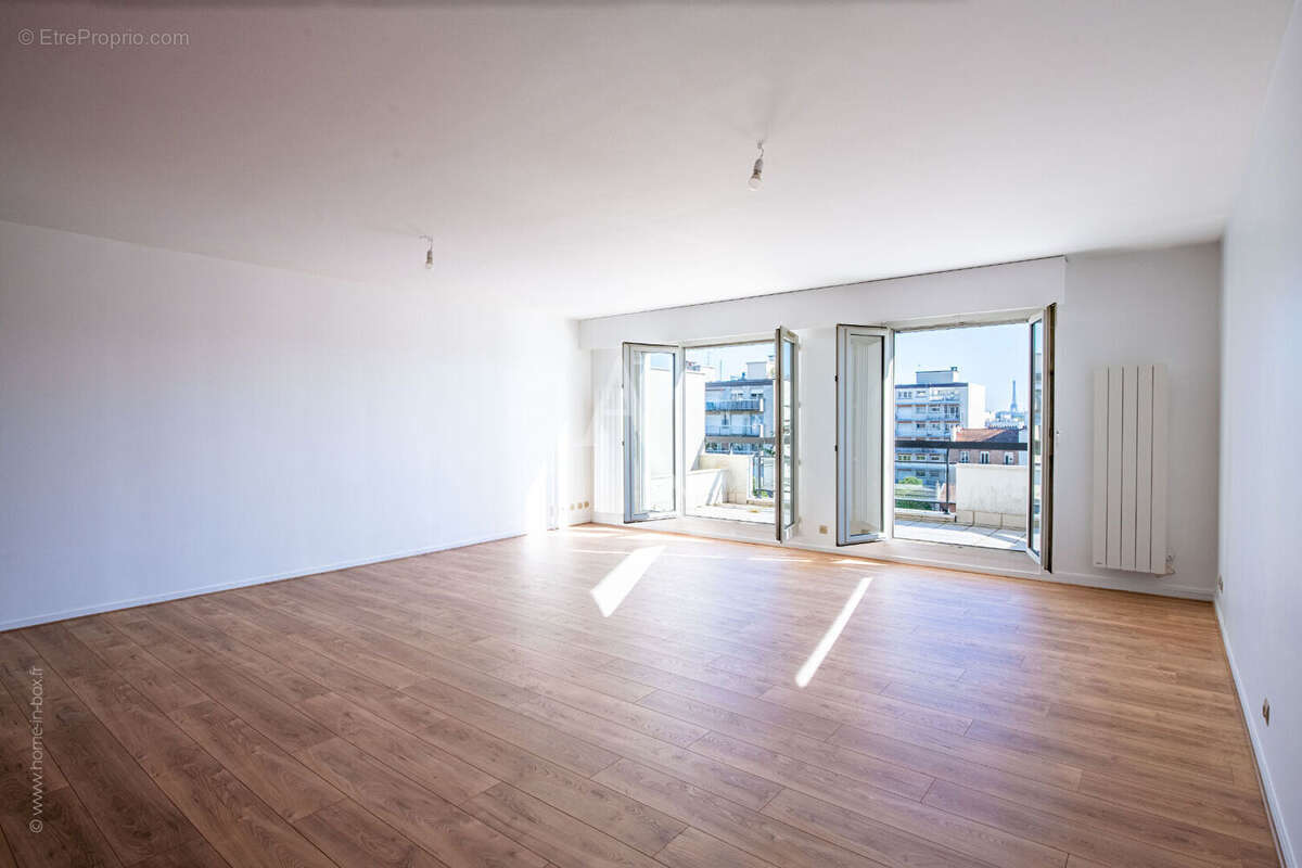 Appartement à SURESNES