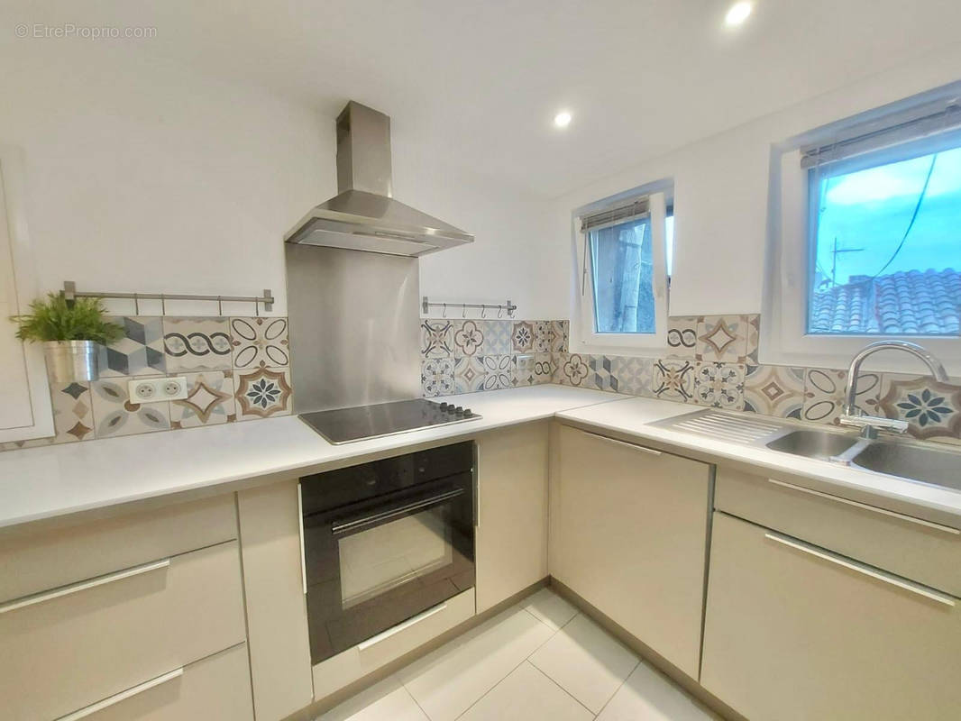 Appartement à FAYENCE
