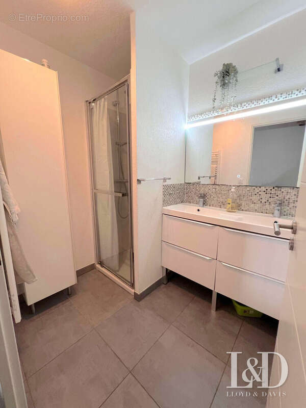 Appartement à JUVIGNAC