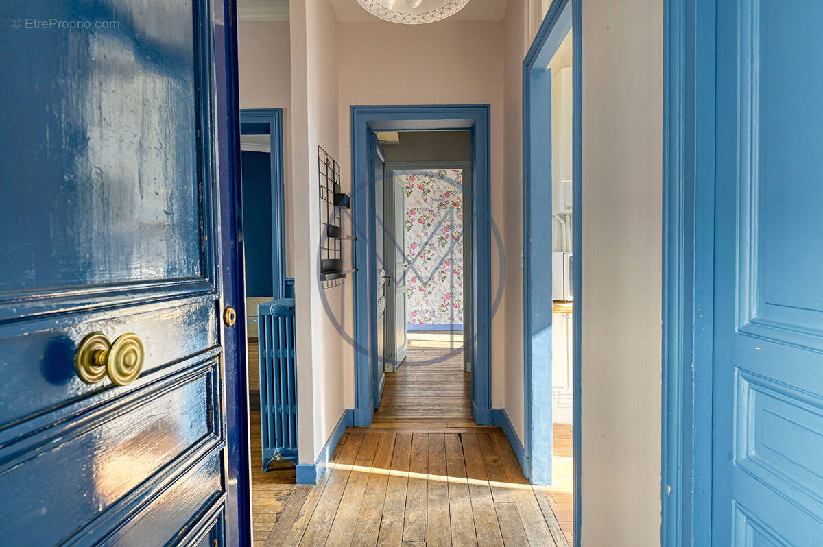 Appartement à VERSAILLES