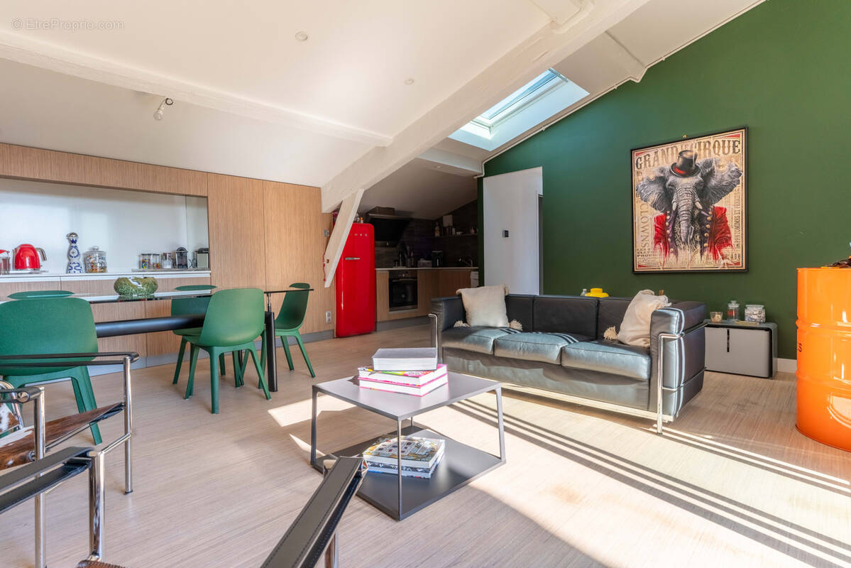 Appartement à BORDEAUX