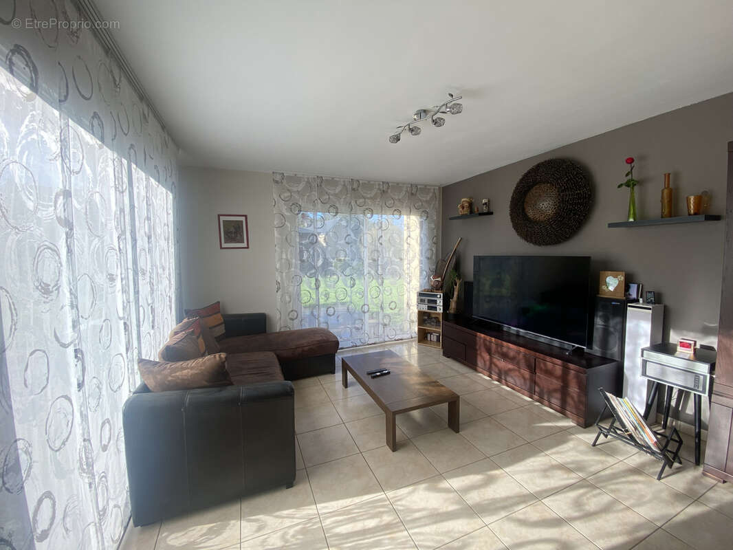 Maison à LOCMALO