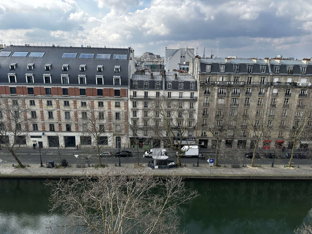 Appartement à PARIS-10E