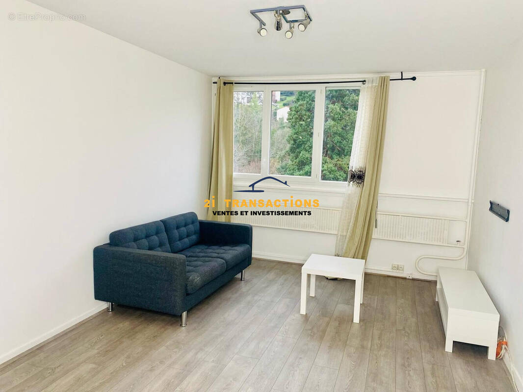 Appartement à SAINT-ETIENNE