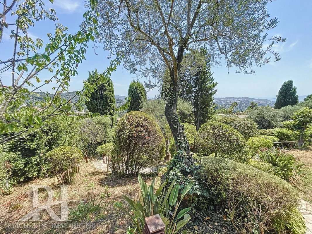 Maison à MOUGINS