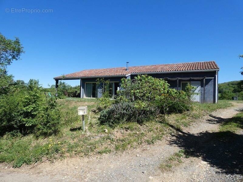 Maison à CASTERA-VERDUZAN