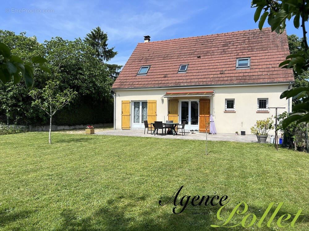 Maison à AUBIGNY-SUR-NERE