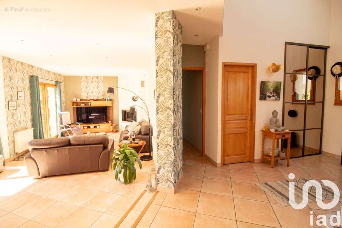 Photo 8 - Maison à LA QUEUE-LES-YVELINES