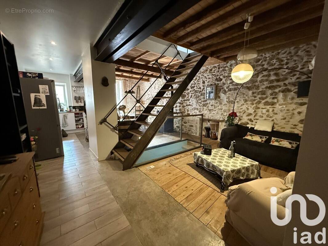 Photo 1 - Maison à ARAMON