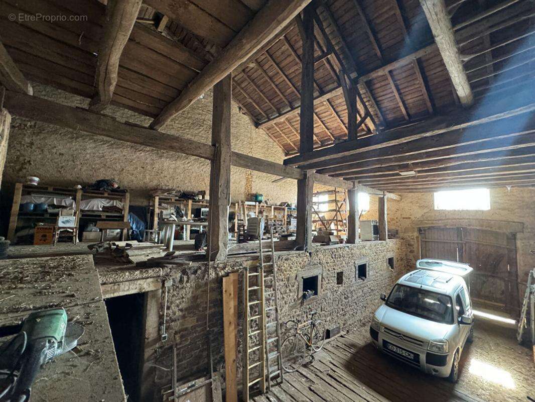 Maison à DOMPAIRE