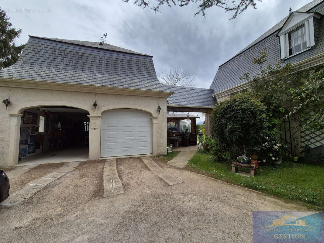 Maison à BARZUN