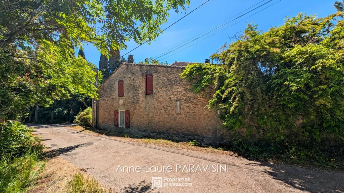 Maison à CAPENDU