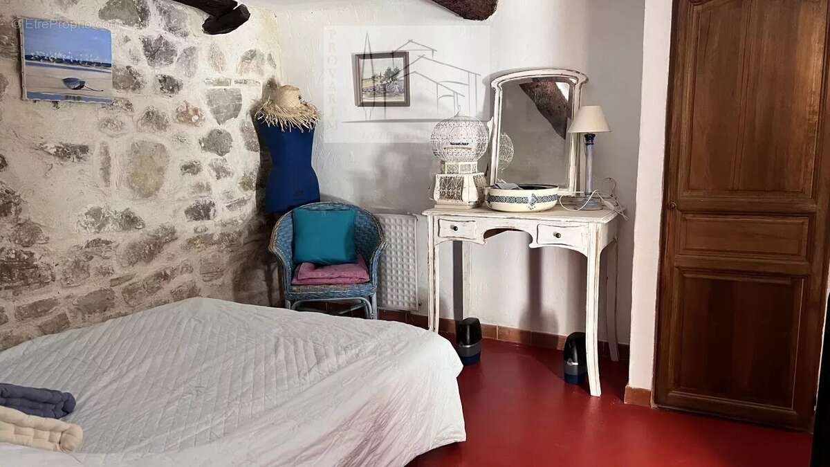 Maison à FAYENCE