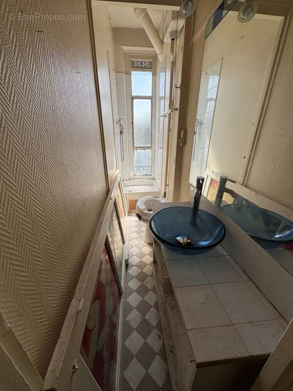 Appartement à PARIS-19E