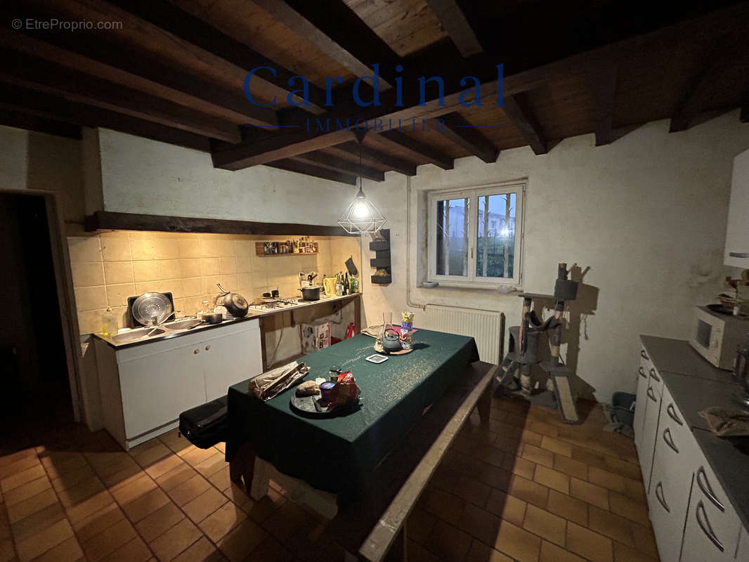 Maison à COURSAC