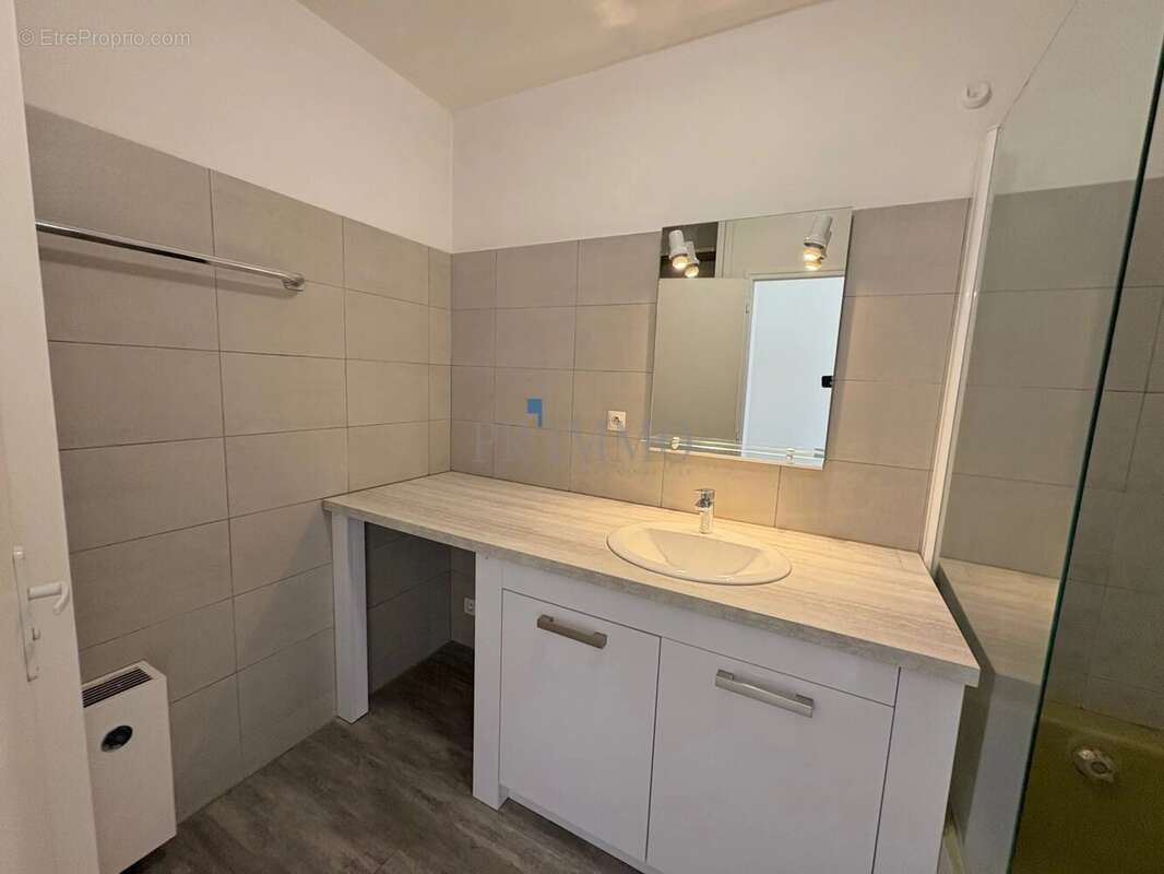 Appartement à SAINT-RAPHAEL