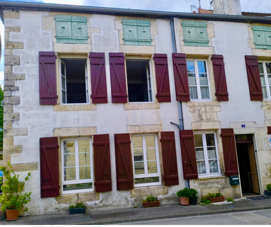 Maison à CHATILLON-SUR-SEINE