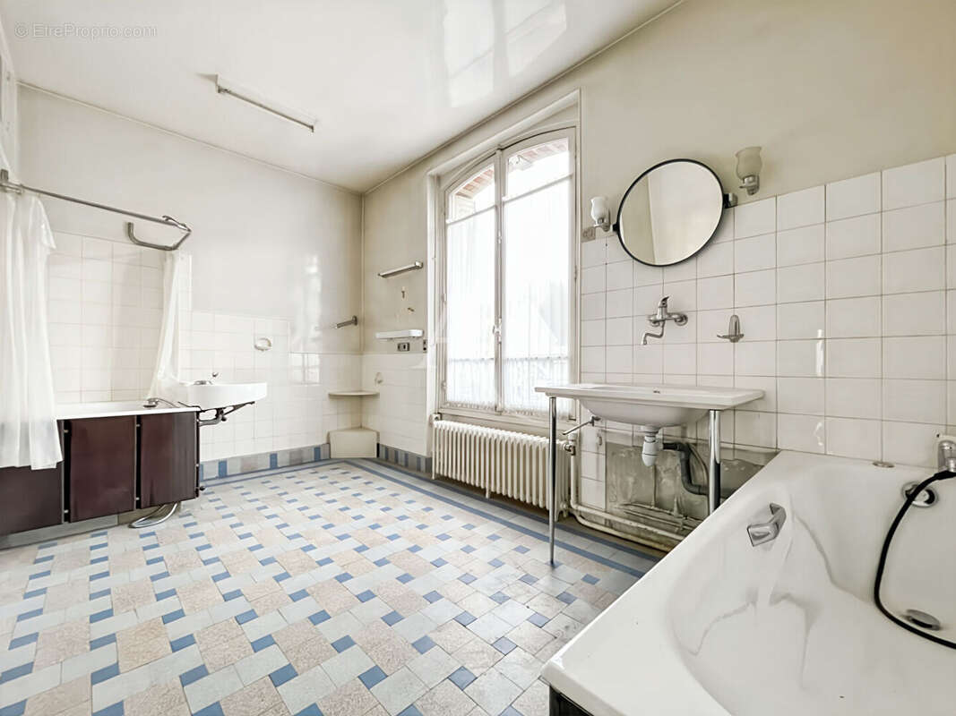 Maison à ETAMPES