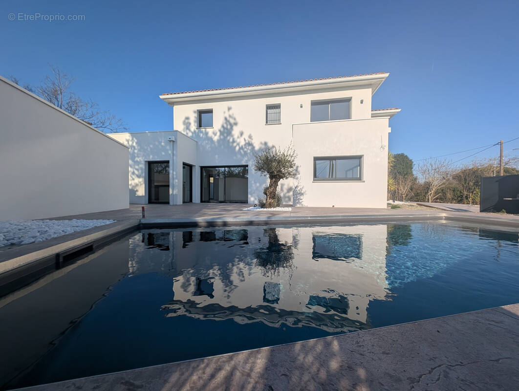Maison à CORNEBARRIEU