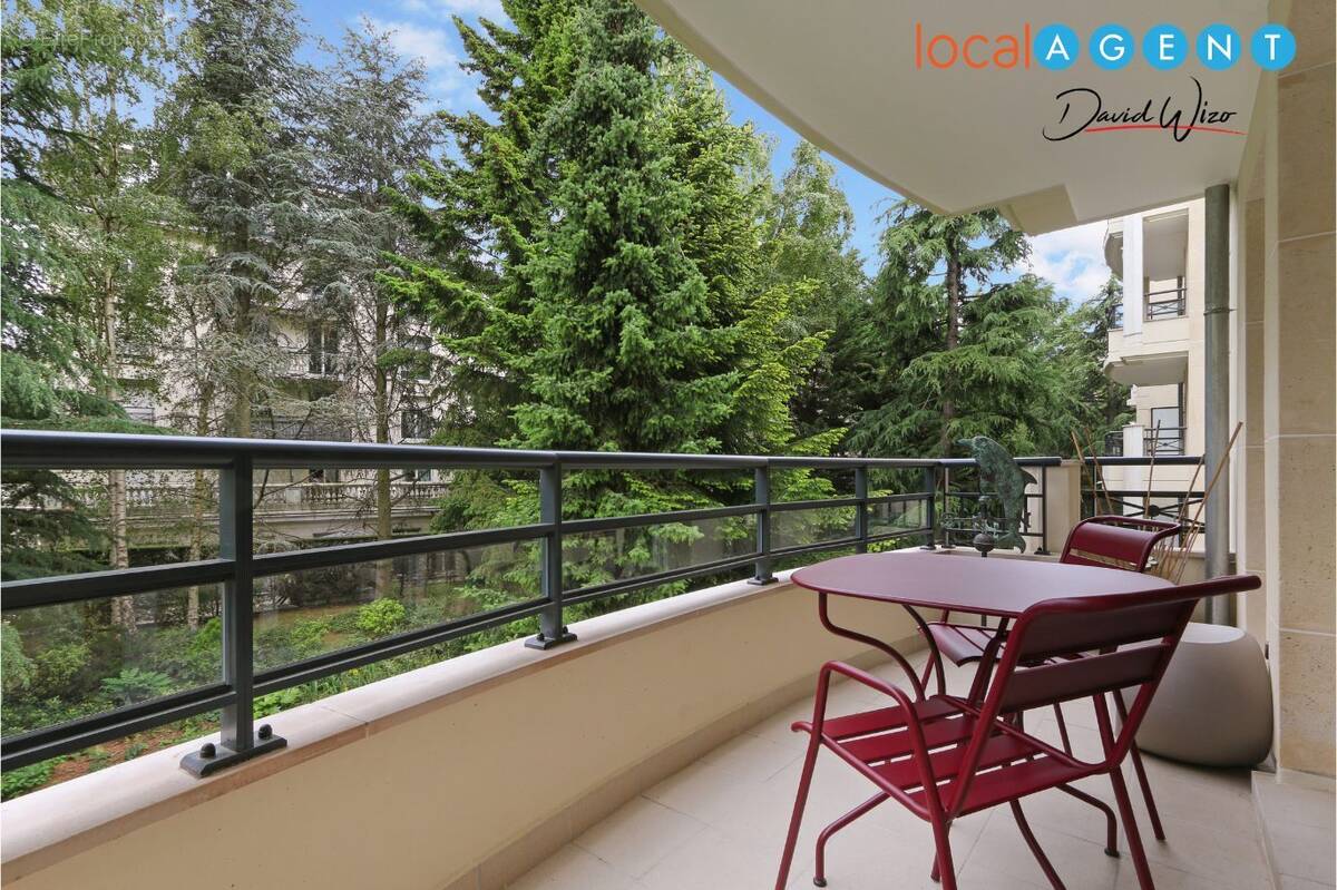 Appartement à LE PLESSIS-ROBINSON