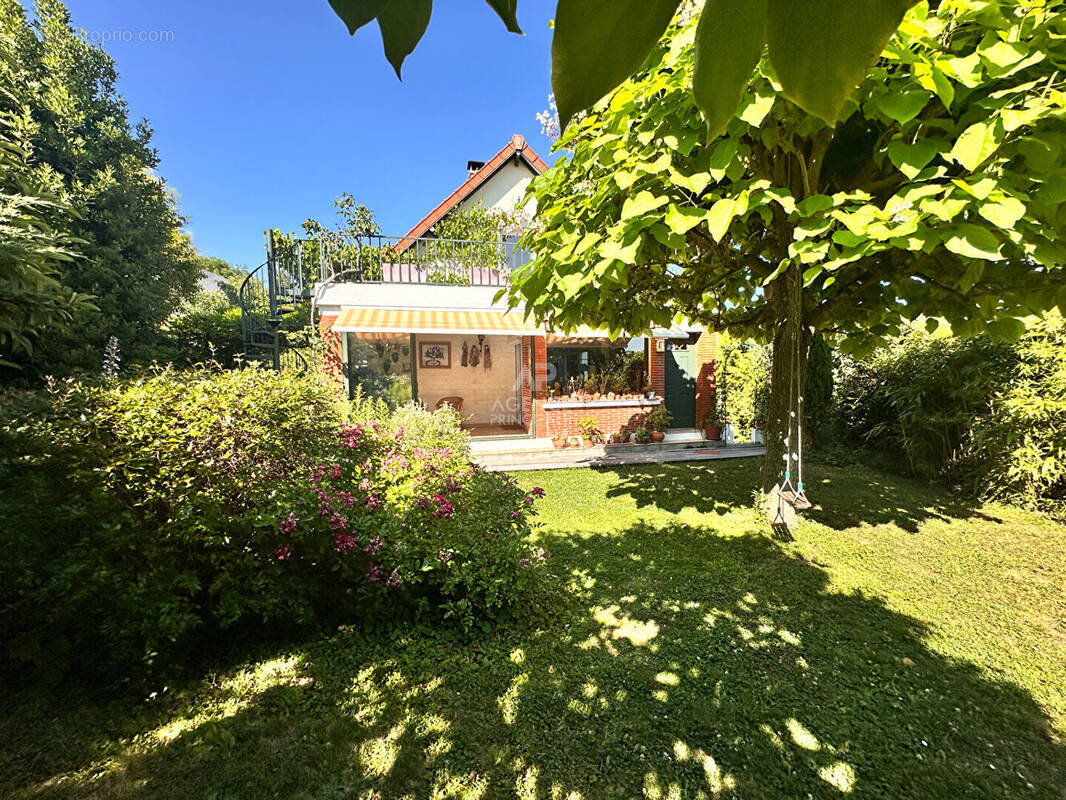 Maison à CHAVILLE