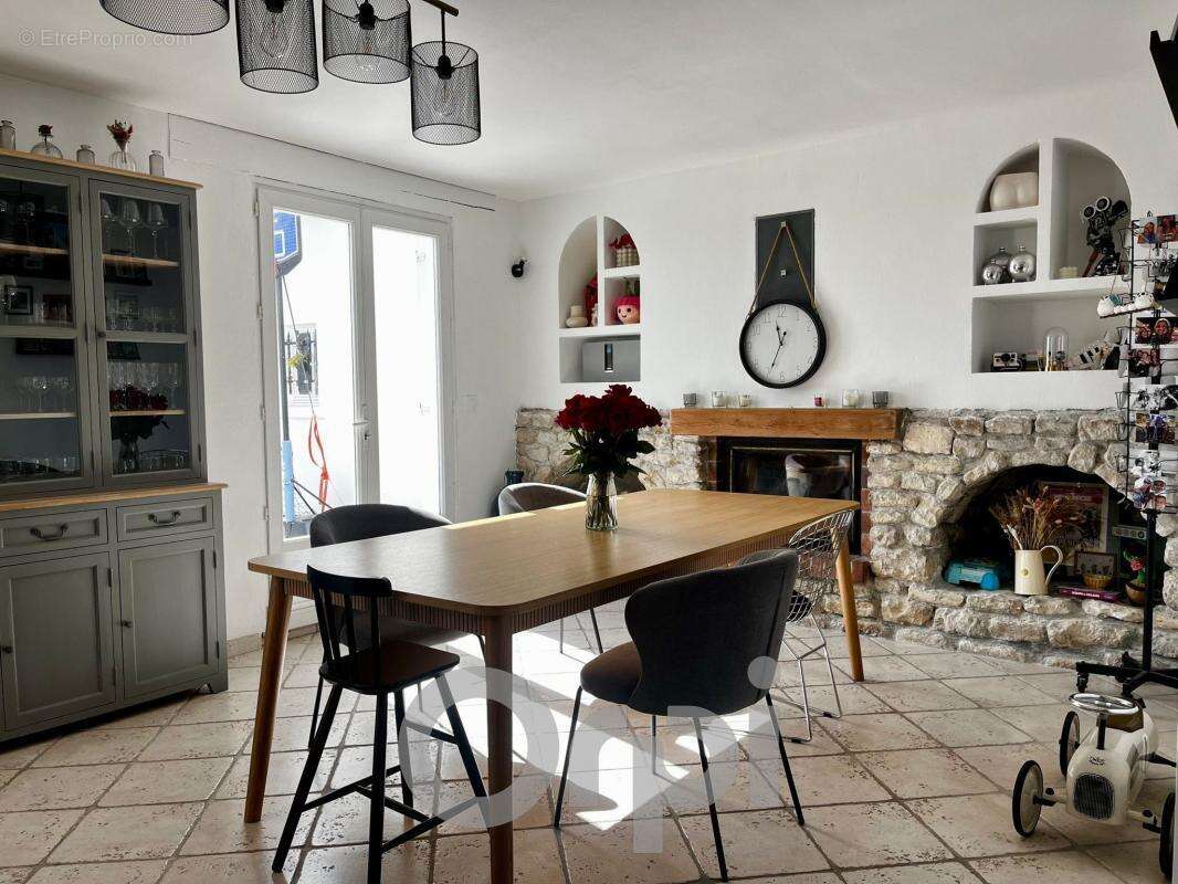Maison à ESNANDES