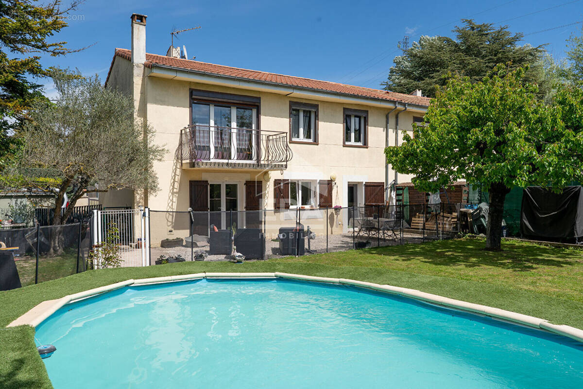 Maison à BOUC-BEL-AIR