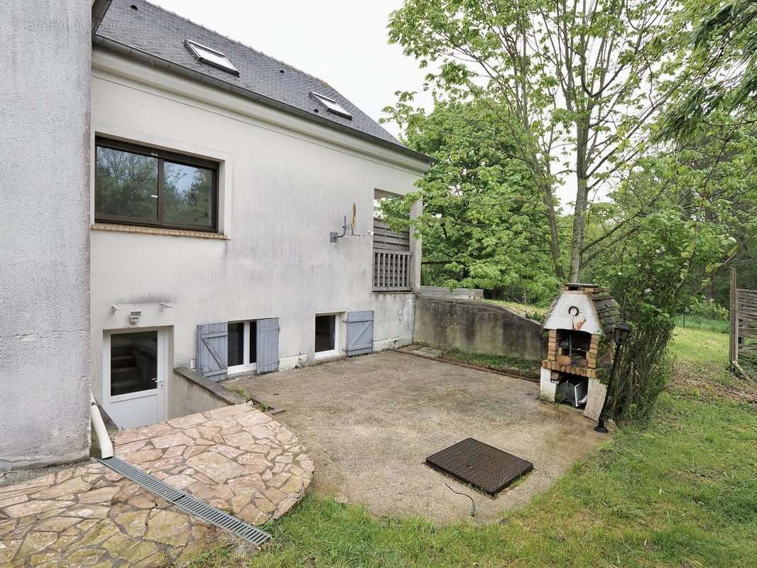 Maison à LE CHATELET-EN-BRIE