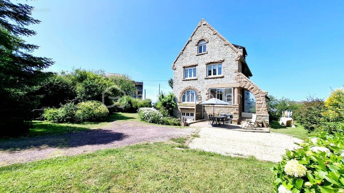Maison à TREBEURDEN