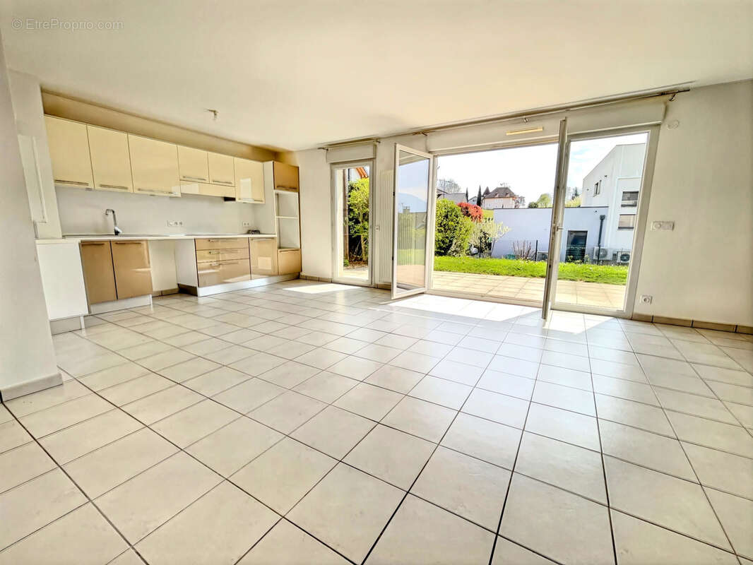 Appartement à AIX-LES-BAINS