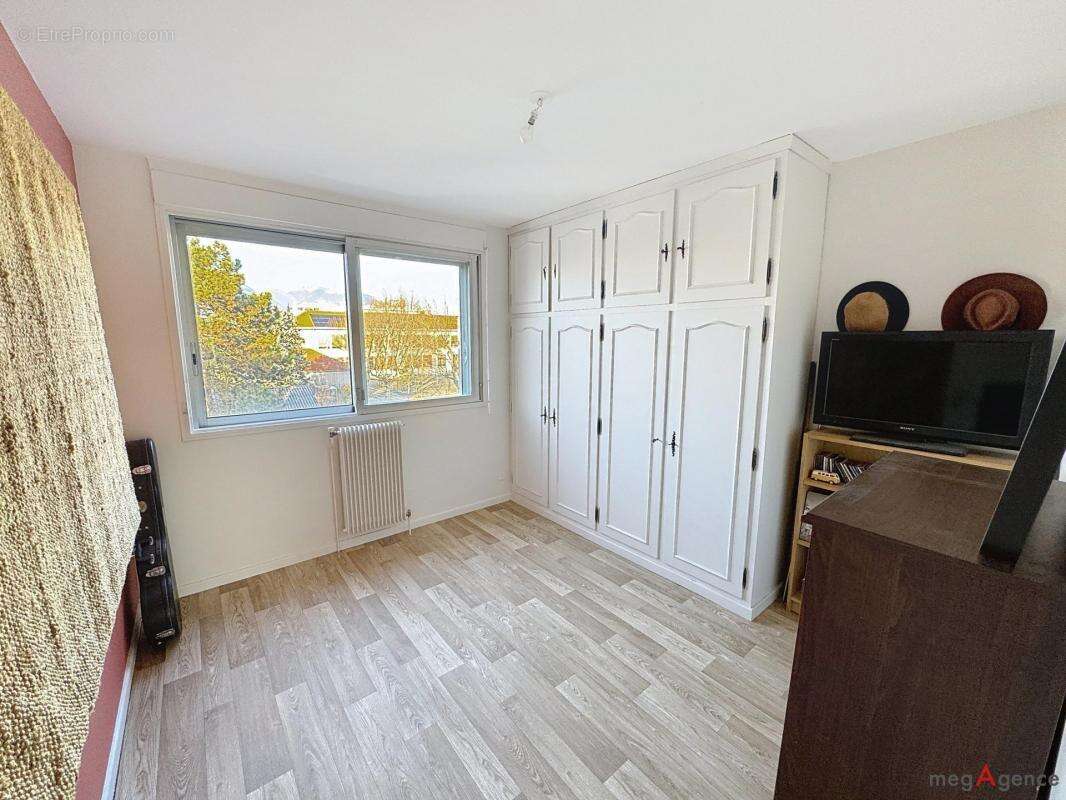 Appartement à ECHIROLLES