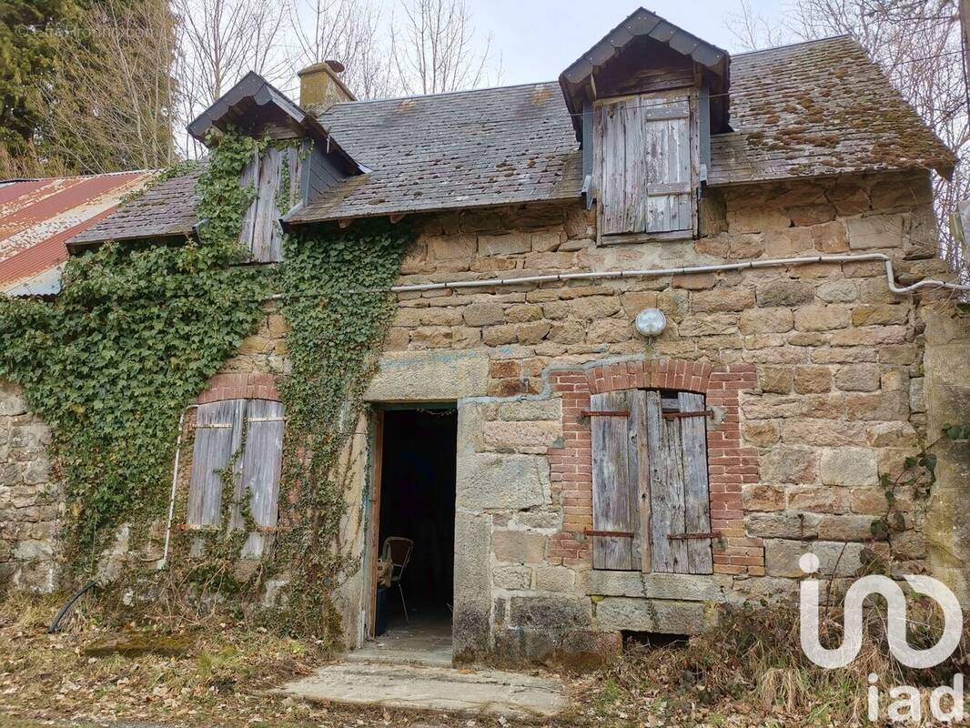 Photo 1 - Maison à PEYRELEVADE