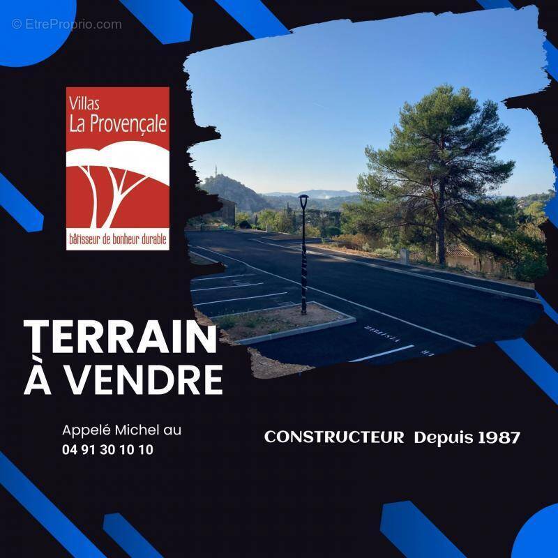 Terrain à ROQUEVAIRE