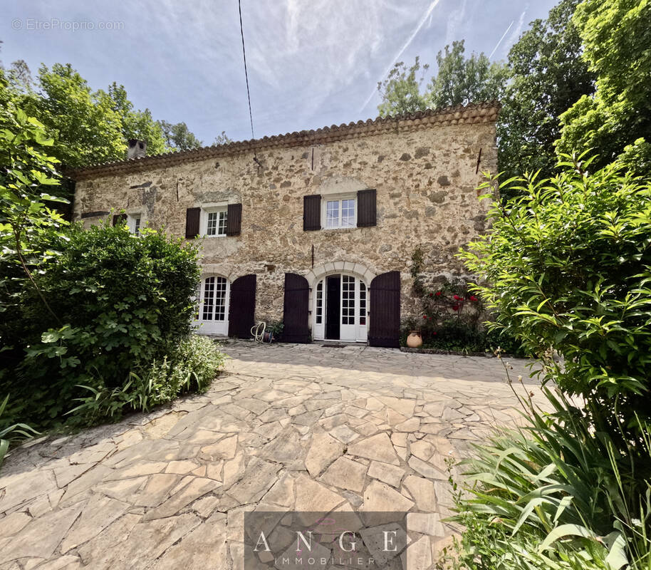 Maison à BELGENTIER